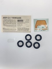 MONOGRAM Plastic Model 2223 JEEP CJ-7 RENEGADE
