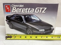 1/25 Chevrolet Beretta GTZ 1990 Car Model Kit # 6068 New AMT ERTL