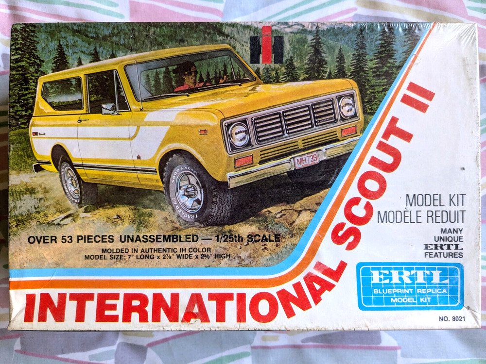 *VINTAGE *FACTORY-SEALED ERTL INTERNATIONAL SCOUT II SPORTY SUV KIT **NIB *L@@K!