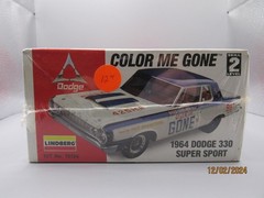 NISB~Vintage 1996~Lindberg~COLOR ME GONE~1964 Dodge 330 Super Sport~1:25~72156