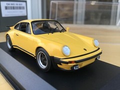 1/43 MINICHAMPS PORSCHE 911 turbo (930) yellow CA04316031 200 pcsmint,++ !