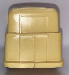 COMO Plastics Promo 1956 Ford/Divco Boyertown IDEAL Dairy Milk Van 1/25 Ivory
