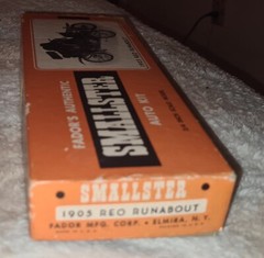 Fador’s Smallster 1905 Reo Runabout Auto Model Kit 3/4″ Scale MIB Toy