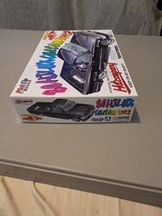 Aoshima 1/24 Toyota Hilux Custom Version 2 Hot Company