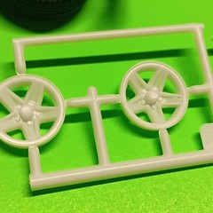 1985 Camaro Z28 1/24 Revell 5 Spoke Rim Wheel Tire Backing Hubs