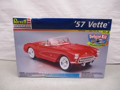 Revell 1957 Corvette 1/24
