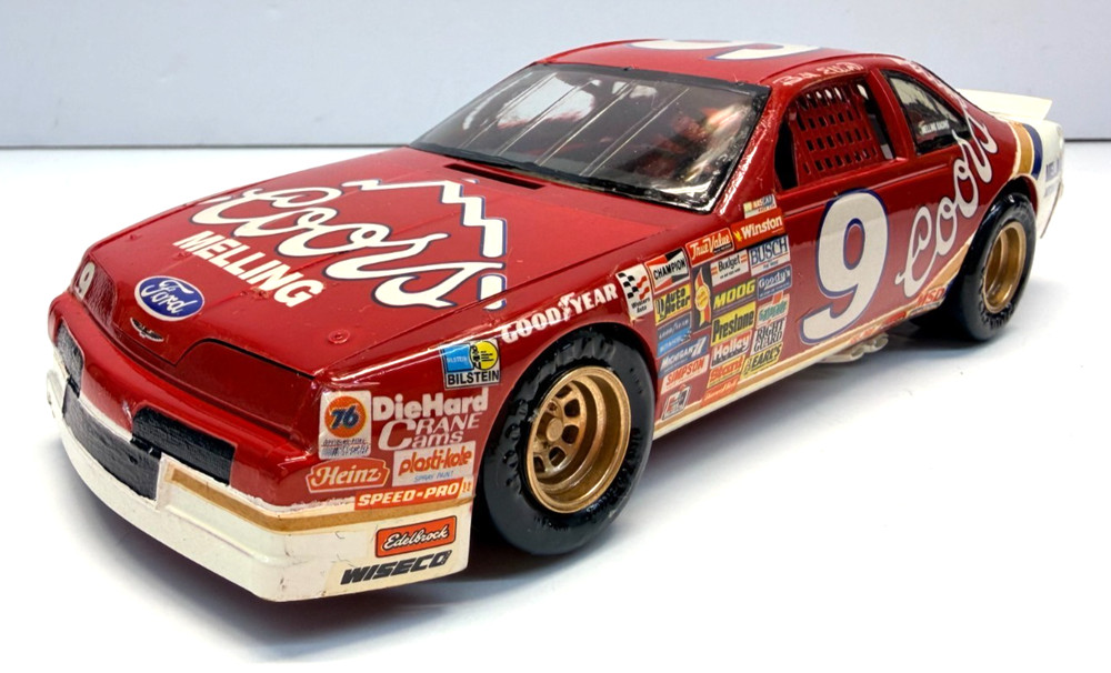 Monogram 1:25 Coors Ford Thunderbird Elliott NASCAR John Klaver Pro-Built Model