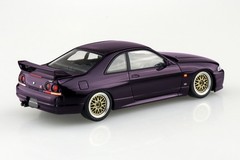Aoshima 1/32 NISSAN SKYLINE R33 GTR W/ Custom Wheels Snap Model Kit -PURPLE-