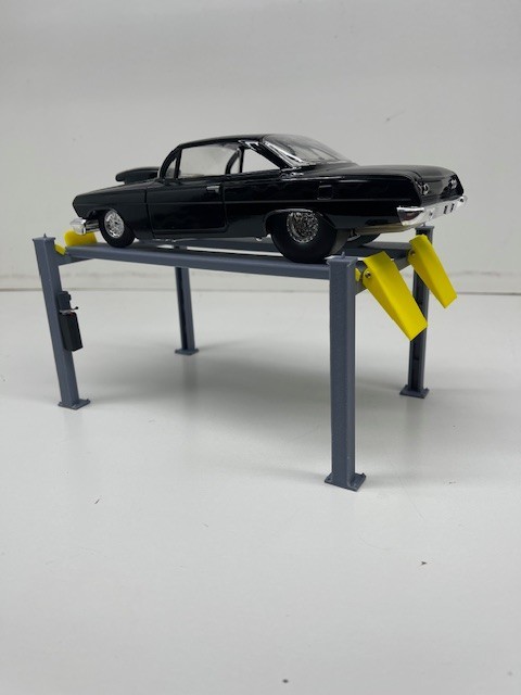 4 Post Lift for Display or Diorama in 1/24th, 1/25th Scale for model car display