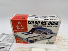 Lindberg Color Me Gone 1964 Dodge 330 Super Sport 1:25 Scale MISSING TIRES VTG