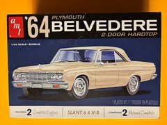 1964 PLYMOUTH BELVEDERE 2 DOOR HARDTOP MODEL KIT AMT ROUND 2 1/25 SCALE NEW LOOK