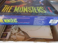 🔥POLAR LIGHTS 5013 THE MUNSTER LIVING ROOM KIT 2001 ISSUE 🔥INSTUCTIONS MISSING