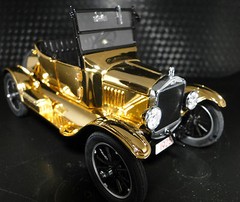 Ford Model T Antique Vintage Classic Car 1 Custom Built 24K GOLD Metal Body Race