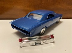 Revell – 1967 Chevelle SS396 Ready Built 1:25 Scale Model Kit – W/Box