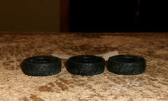 3-lot 1/24-1/25 model desert dog pcv formula 1 1/4″dia. x 3/8″w rubber tires new
