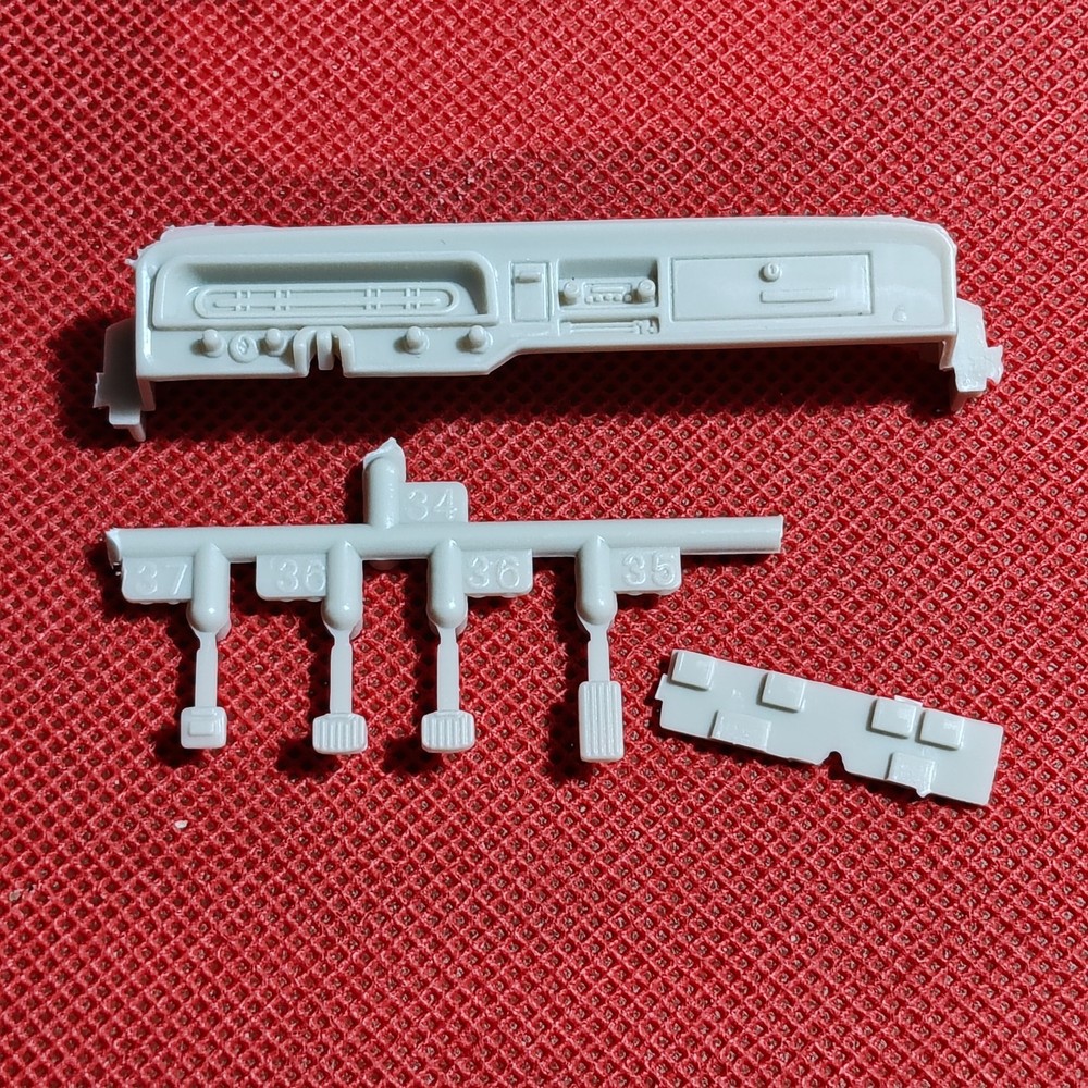 Dashboard 1970 Ford F-100 4×4 Pickup 1:25 scale model car part Moebius