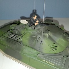 British Chieftain Mk5 Main Battle Tank scale model