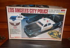 Vintage Yodel Model Los Angeles City Police Dodge Monaco 1/24 Scale Motorized
