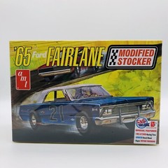 AMT 1965 Ford Fairlane Modified Stocker Model Kit 1:25th Scale