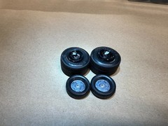 Chevrolet Emblem Pro Street SET Wheels & Tires AMT 1/25 Scale GoodYear Monogram