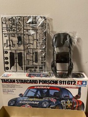 Tamiya 1:24 Taisan Starcard Porsche 911 GT2 Model Kit # 24175*2500 – Open Box