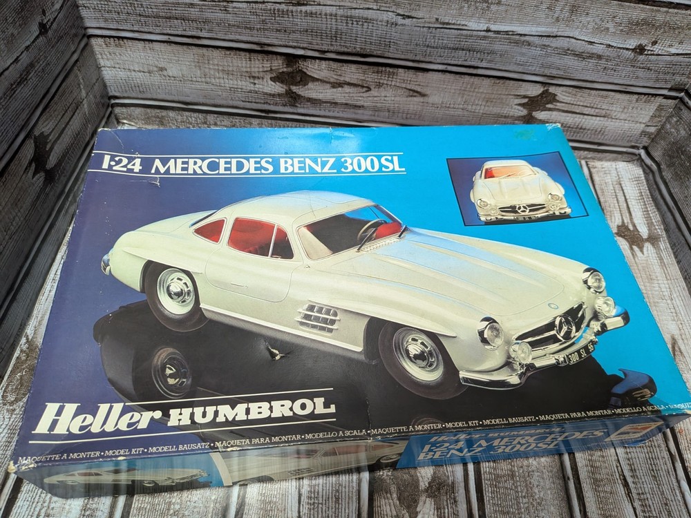 Heller Mercedes Benz 300SL Plastic Model Car Kit
