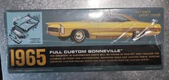 1965 PONTIAC BONNEVILLE SPORT COUPE AMT 1:25 SCALE 3-N-1 PLASTIC MODEL CAR KIT