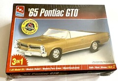 🏁 AMT ’65 Pontiac 389 V-8 GTO Model Factory Sealed Build 1 of 3 Ways 1/25 🏁