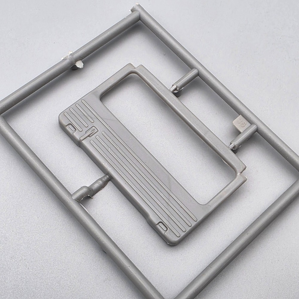Revell 1/25 Hummer H2 Parts Kit Bash Rear Hatch Interior