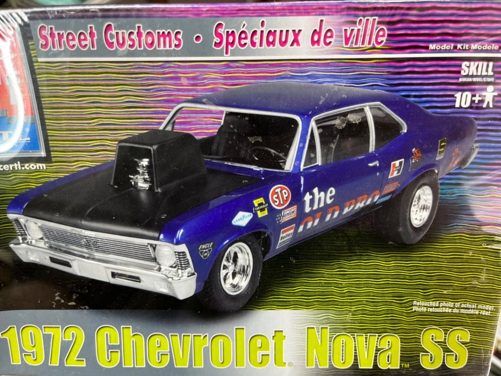 AMT 31547 1972 Chevy Nova Old Pro 2n1 1/25 McM 1/25 McM FS