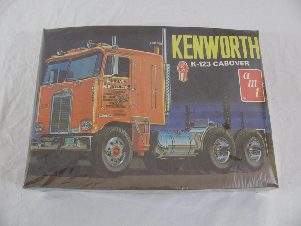 1971 AMT 1/25 Kenworth K-123 Cabover Tractor Semi Truck Model Kit #T520 NOS