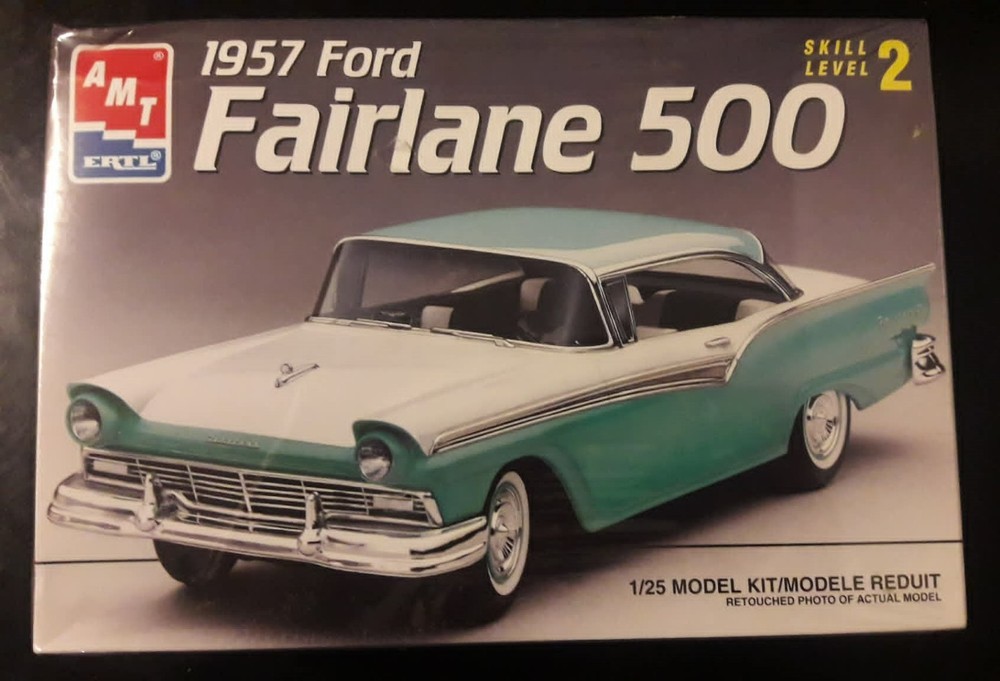 AMT 1957 Ford Fairlane 500 #8028 (Sealed Kit)