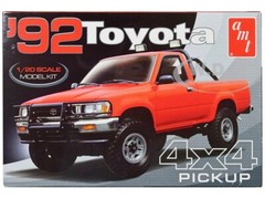 SKILL 2 MODEL KIT 1992 TOYOTA 4X4 PICKUP 1/20 SCALE MODEL BY AMT AMT1425
