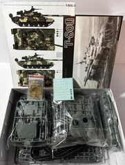 Xact XS35001 1/35 Scale Russian T-80U Main Battle Tank, New Tooling Parts Sealed