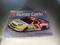 New 1995 ERTL AMT 1/25 Model Kit #5 Kellogg’s Corn Flakes Monte Carlo 8187
