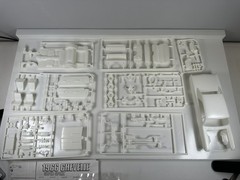 Monogram 1978 EL Camino 1:24 and Lindberg 1966 Chevelle SS 1:25 BUNDLE