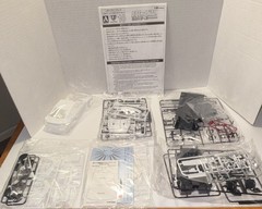 Aoshima Liberty Walk LB-WORKS Nissan GT-R R35 1:24 Plastic Kit Unpainted