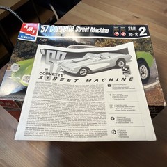 Mint in box 1957 Corvette Street Machine by AMT/ERTL In 1/25 scale from 1998
