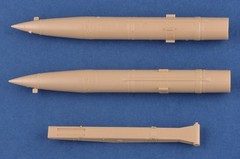 Hobby Boss 1:35 RUSSIAN 9K79 TOCHKA SS-21 SCARAB IRBM Model Kit – 85509
