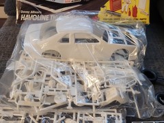 Monogram Davey Allison’s Havoline Thunderbird Stock Car 1/24 Model Sealed Inside