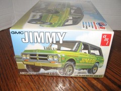 AMT 1/25 Scale AMT1219 1972 GMC Jimmy Model Kit Sealed