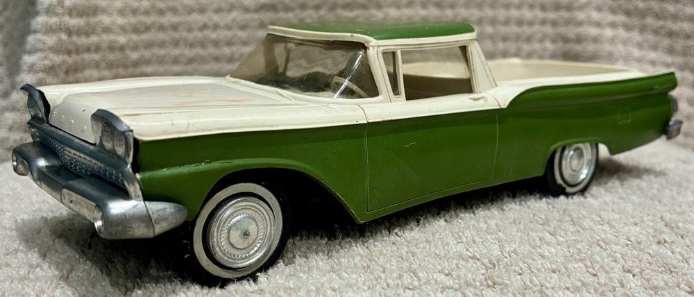 Vintage PMC 1959 Ford Ranchero Pickup Dealer Promo Model. Two-Tone. Interior. 👀