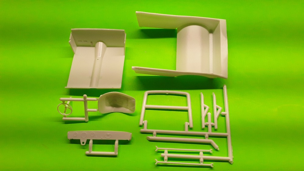 1/25 1967 MERCURY CYCLONE COMET FUNNY CAR DRAG INTERIOR BUCKET SEAT ROLL CAGE
