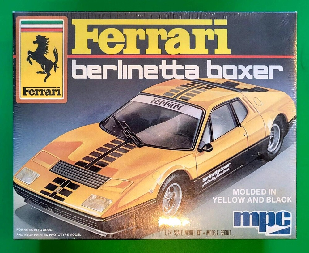 Vntg MPG FERRARI Berlinetta Boxer Yellow Black 1/24 Scale Model Kit 10556 SEALED