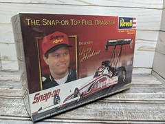 Revell The Snap On Top Fuel Dragster Herbert Plastic Model Kit