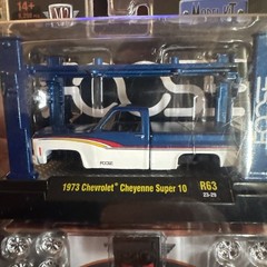 M2 Machines Model Kit Foose 1973 Chevrolet Cheyenne Super 10 R63 Die Cast 1:64
