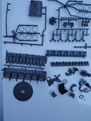 Revell 1961 Chrysler Slant Six Motorized Engine 1/4 Model Kit H-1553 *Incomplete