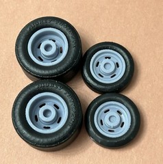 Resin 17/15 Scale inch “Chevy Rally” Drag Wheels With Cheater Slicks 1/24, 1/25