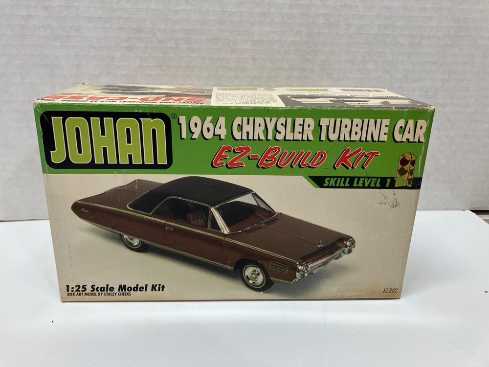 VINTAGE JO-HAN 1/25 SCALE 1964 CHRYSLER TURBINE CAR MODEL UNBUILT KIT