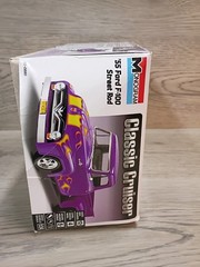 Monogram 1:24 Scale Model Kit 1955 ’55 Ford F-100 Street Rod Classic Cruiser